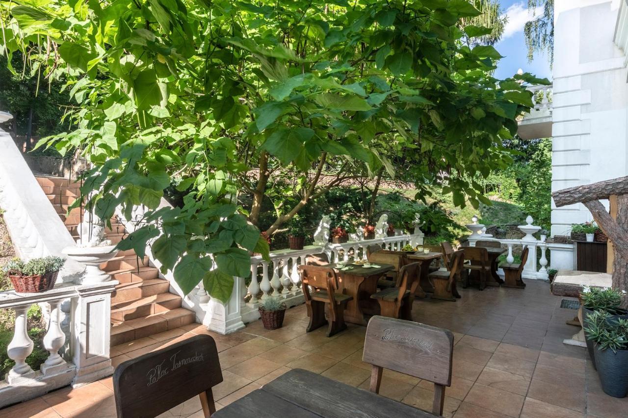 Palac Tarnowskich Hotel & Restauracja & Spa Ostrowiec Świętokrzyski エクステリア 写真
