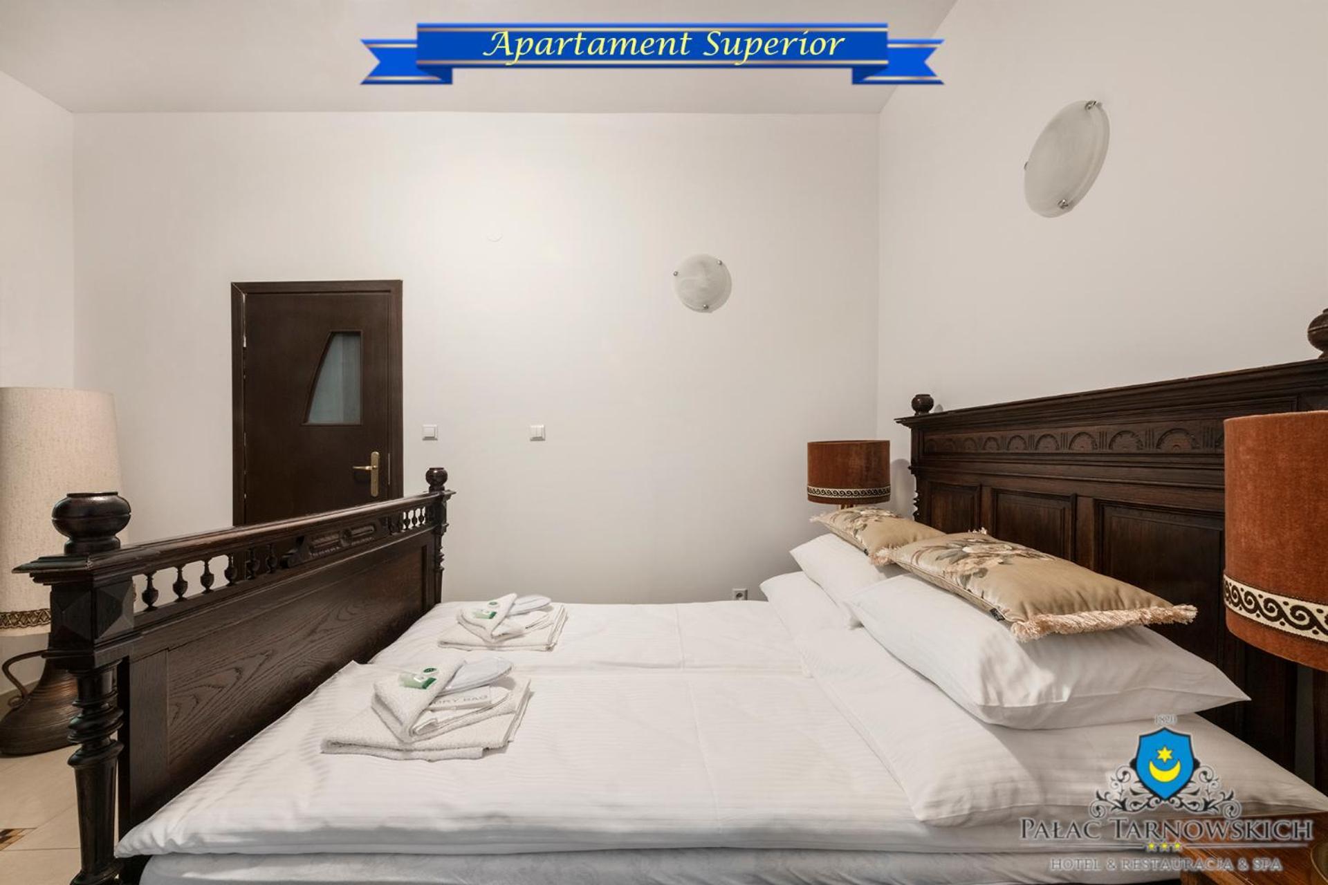 Palac Tarnowskich Hotel & Restauracja & Spa Ostrowiec Świętokrzyski エクステリア 写真