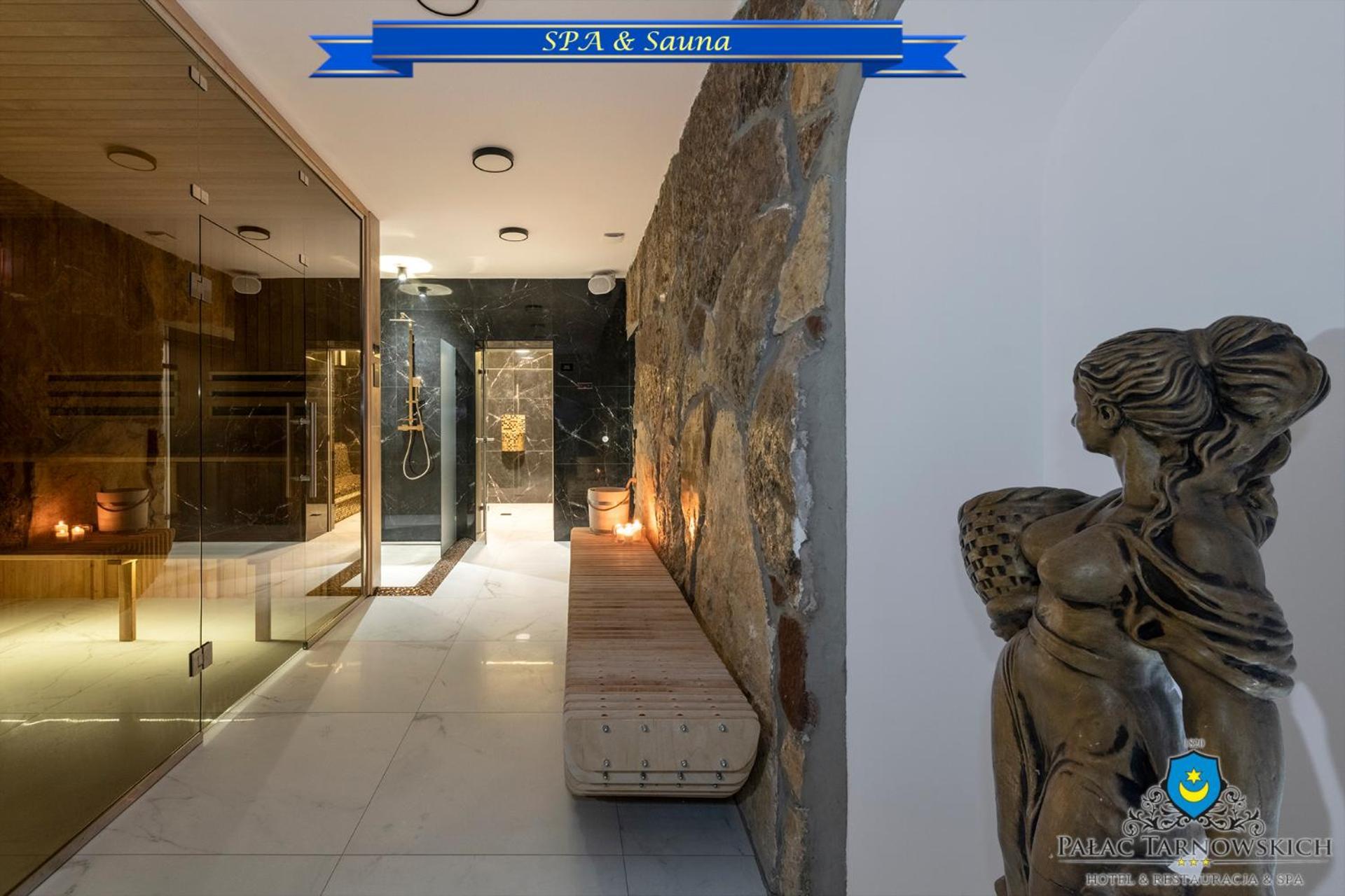 Palac Tarnowskich Hotel & Restauracja & Spa Ostrowiec Świętokrzyski エクステリア 写真